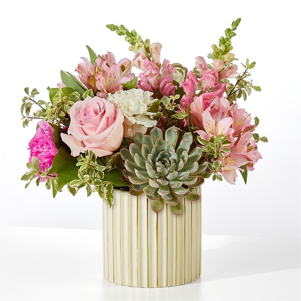 Magenta Musings Bouquet – Panda Flowers Canada Inc, Calgary AB