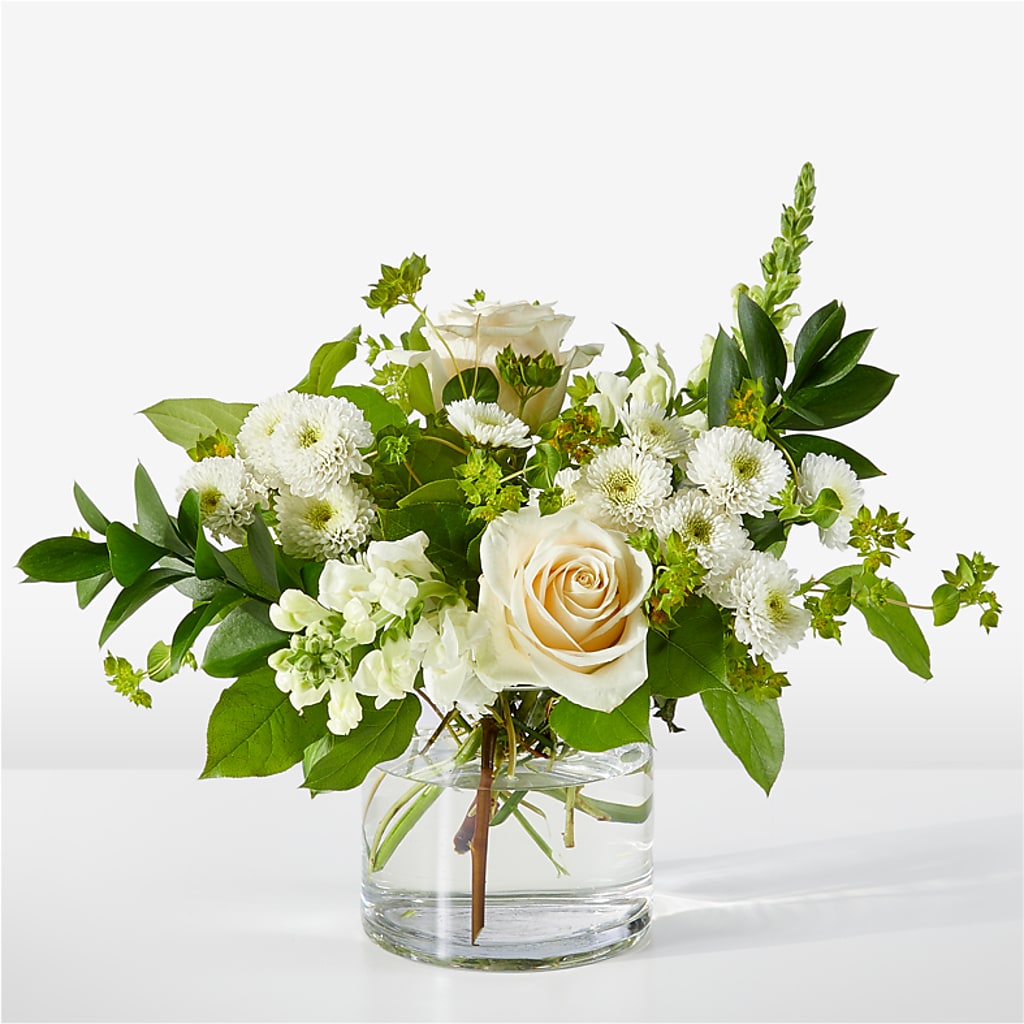 Hint of Vanilla Bouquet – Panda Flowers Canada Inc, Calgary AB