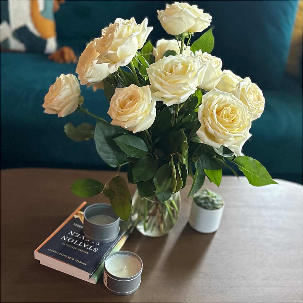 Long Stem Yellow Rose Bouquet –  Panda Flowers Canada Inc, Calgary AB